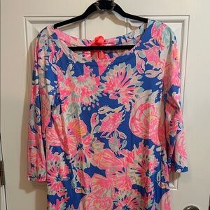 EUC Lily Pulitzer Floral Scoop Neck 3/4 Sleeve dress, size large.